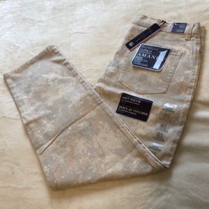NWT Gloria Vanderbilt slimming jean classic rise